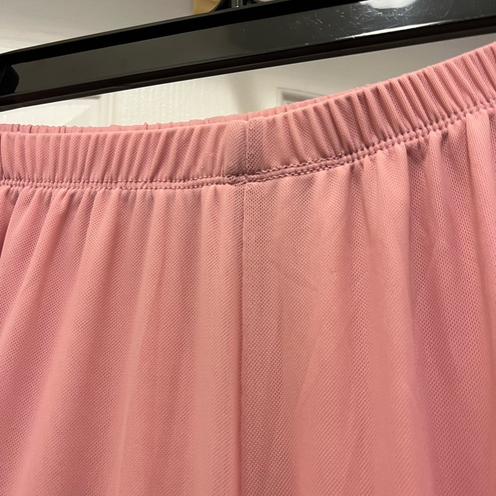 🎉⚡️ 5 for $25 🛍️‼️
Wide-leg Sheer Pink Women's pants - Picture 2 of 12